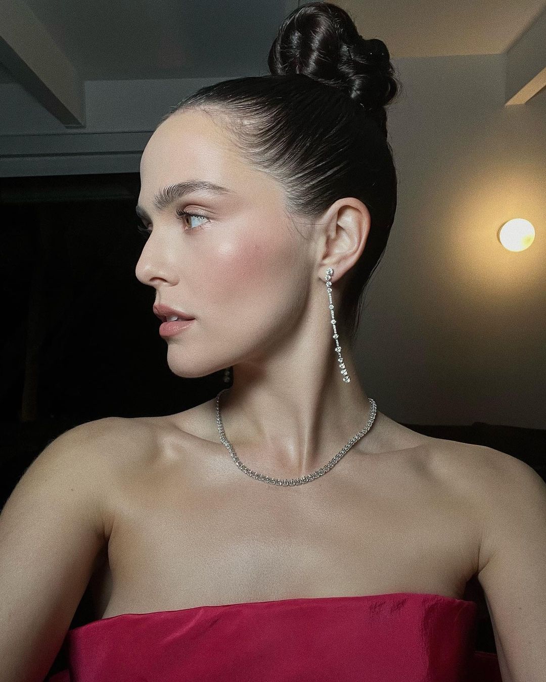 AZD-010.jpg AZD-010.jpg